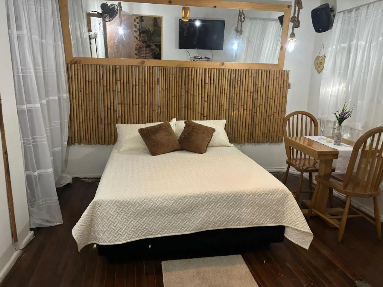 Bed and Breakfast Casa Raizal Envigado